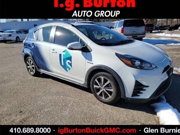 TOYOTA PRIUS C 2018 JTDKDTB33J1607964 image